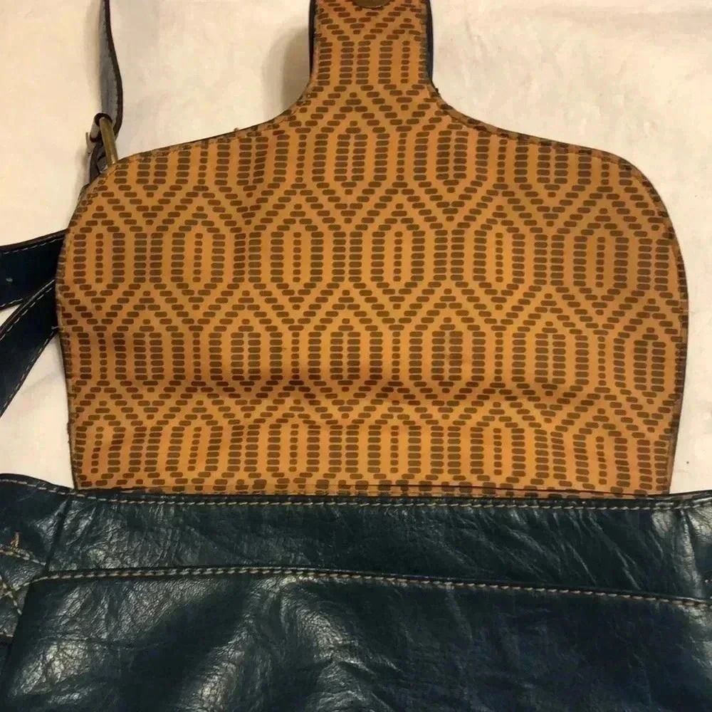 Axcess shoulder bag - Picture 5 of 12